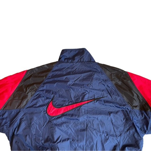Vintage 90s Nike Windbreaker - Picture 5 of 11